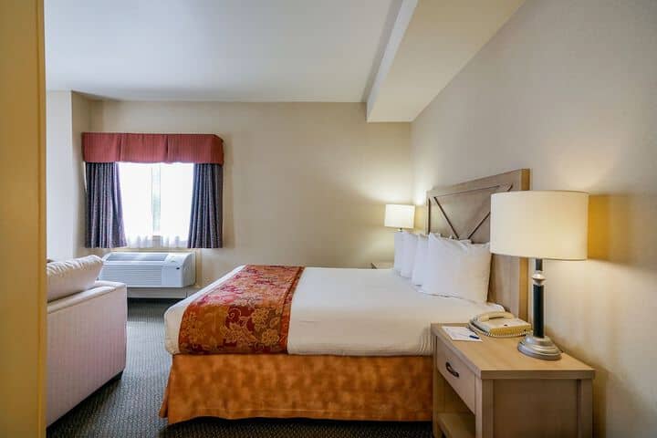 Room 13 of 51