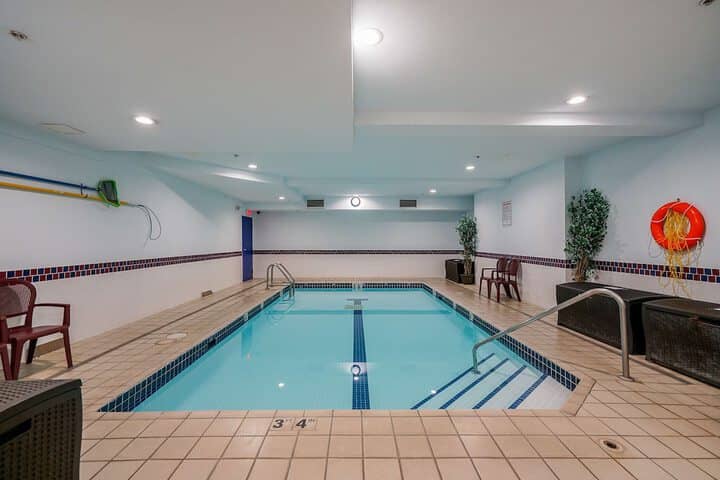 Pool 33 of 51